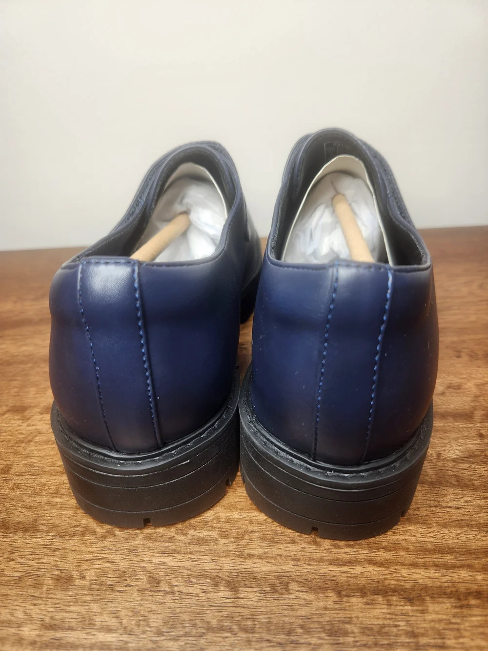 Big Kids Navy Leather Slip-On Shoes Size 5